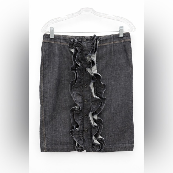 7 For All Mankind Denim Skirt with Ruffle Front Button Detail Size 29 - Picture 2 of 14
